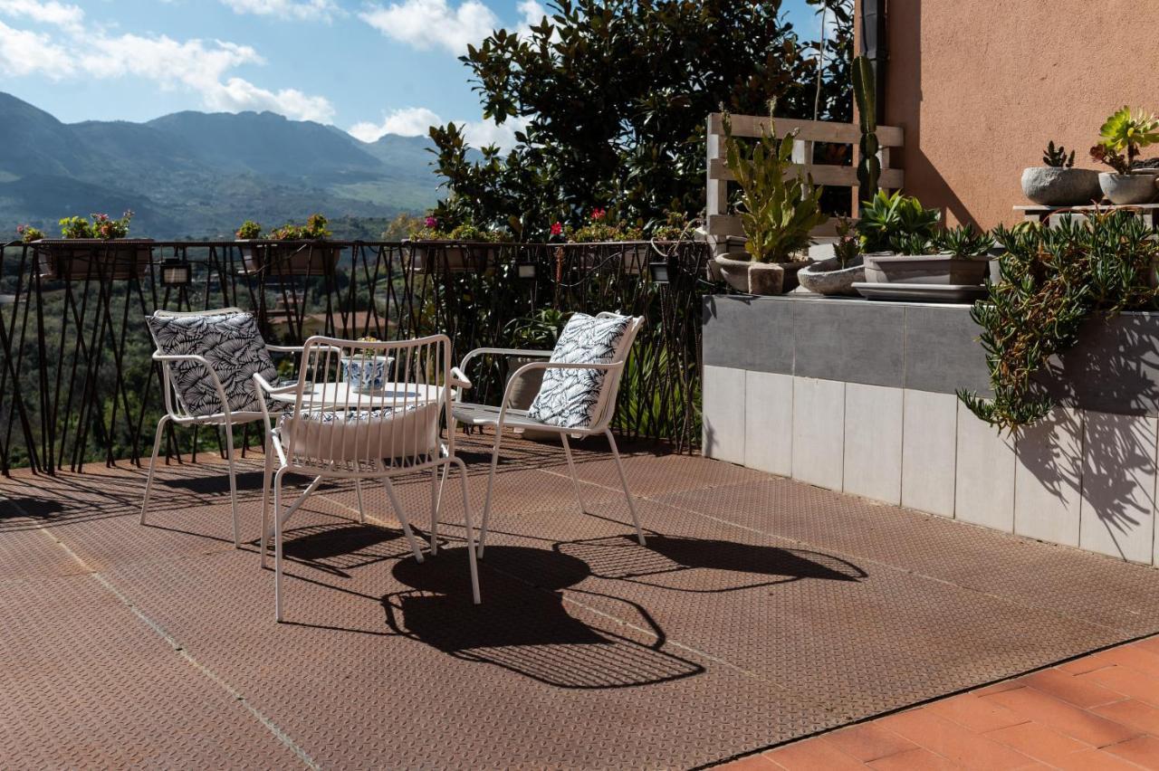 Bed and Breakfast Casa Rossa Monreale Exterior foto